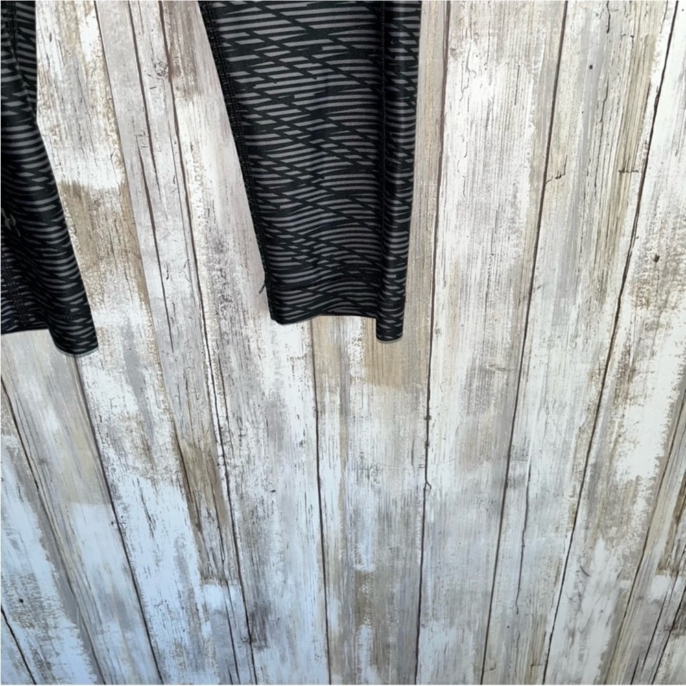 Under Armor Black Printed Compression Leggings - image 3